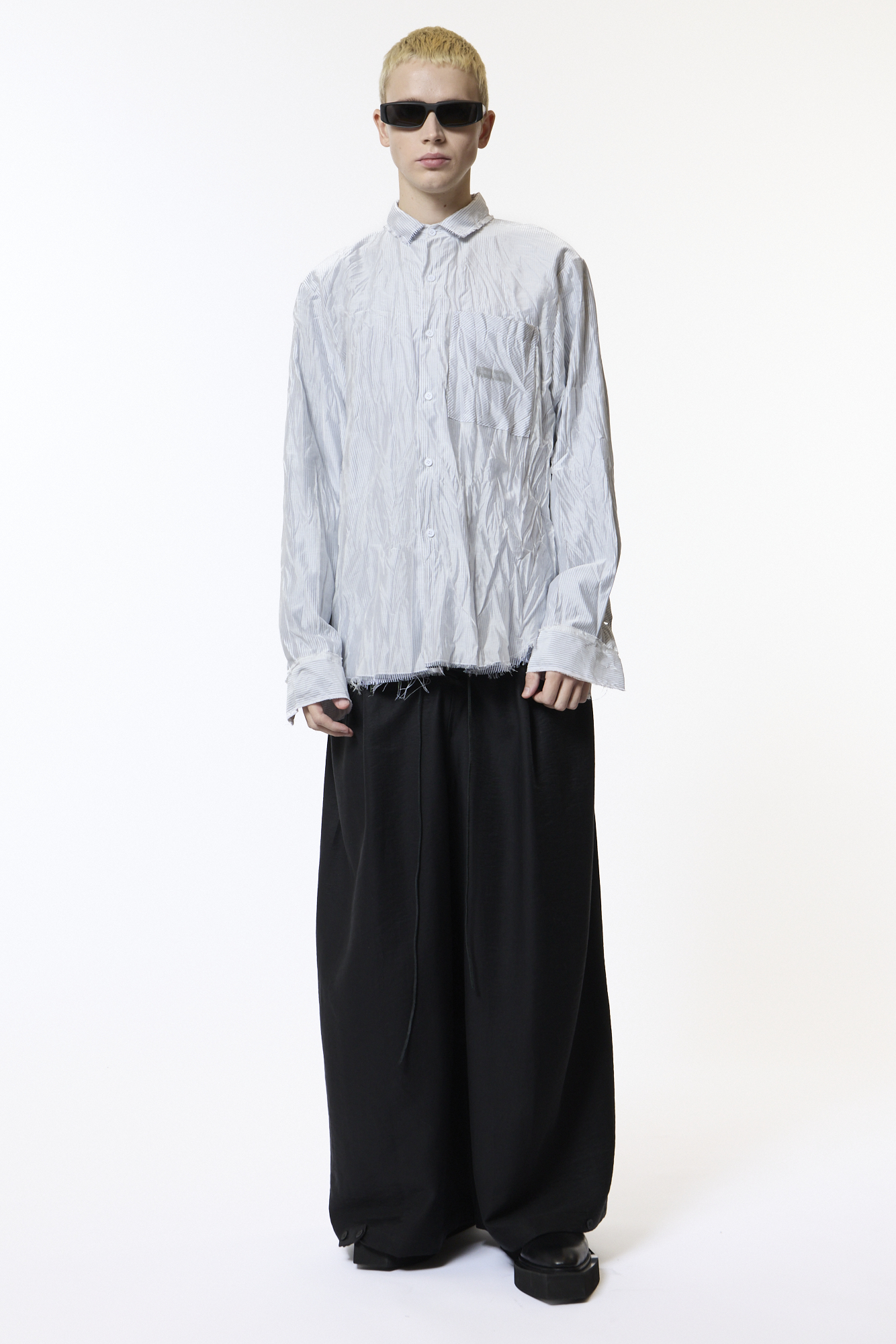 CAMISA UNKNOWING - alternate view